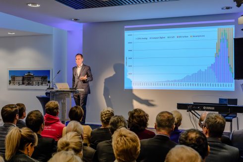 Laudator bei einem Firmenjubiläum