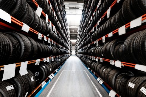 Dienstleister lagert Reifen